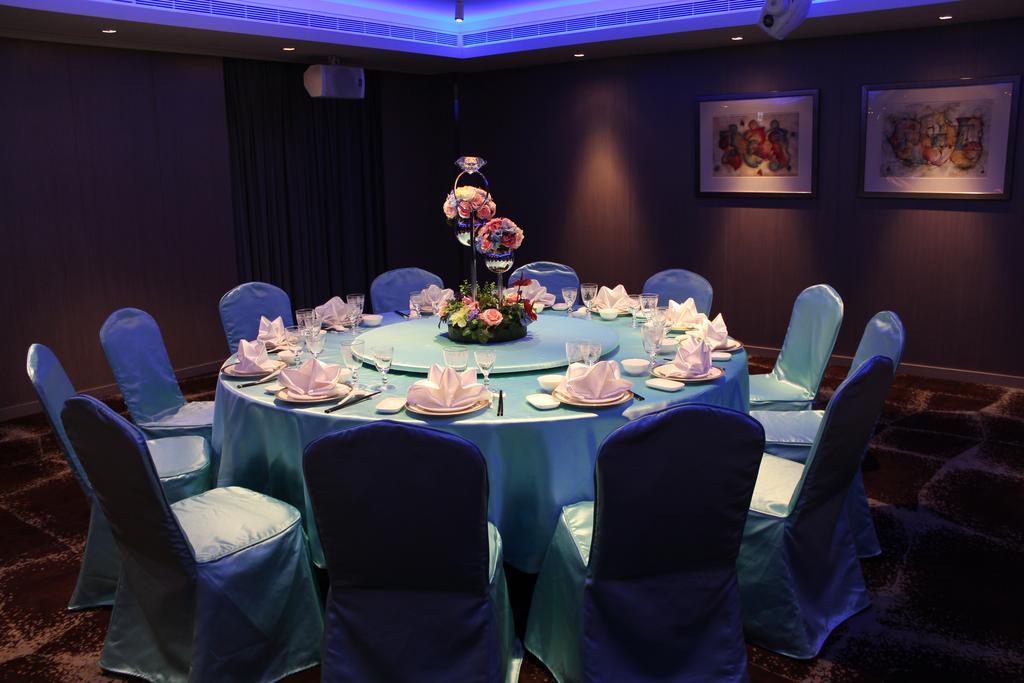 Chateau De Chine Hotel Taoyuan Exterior photo
